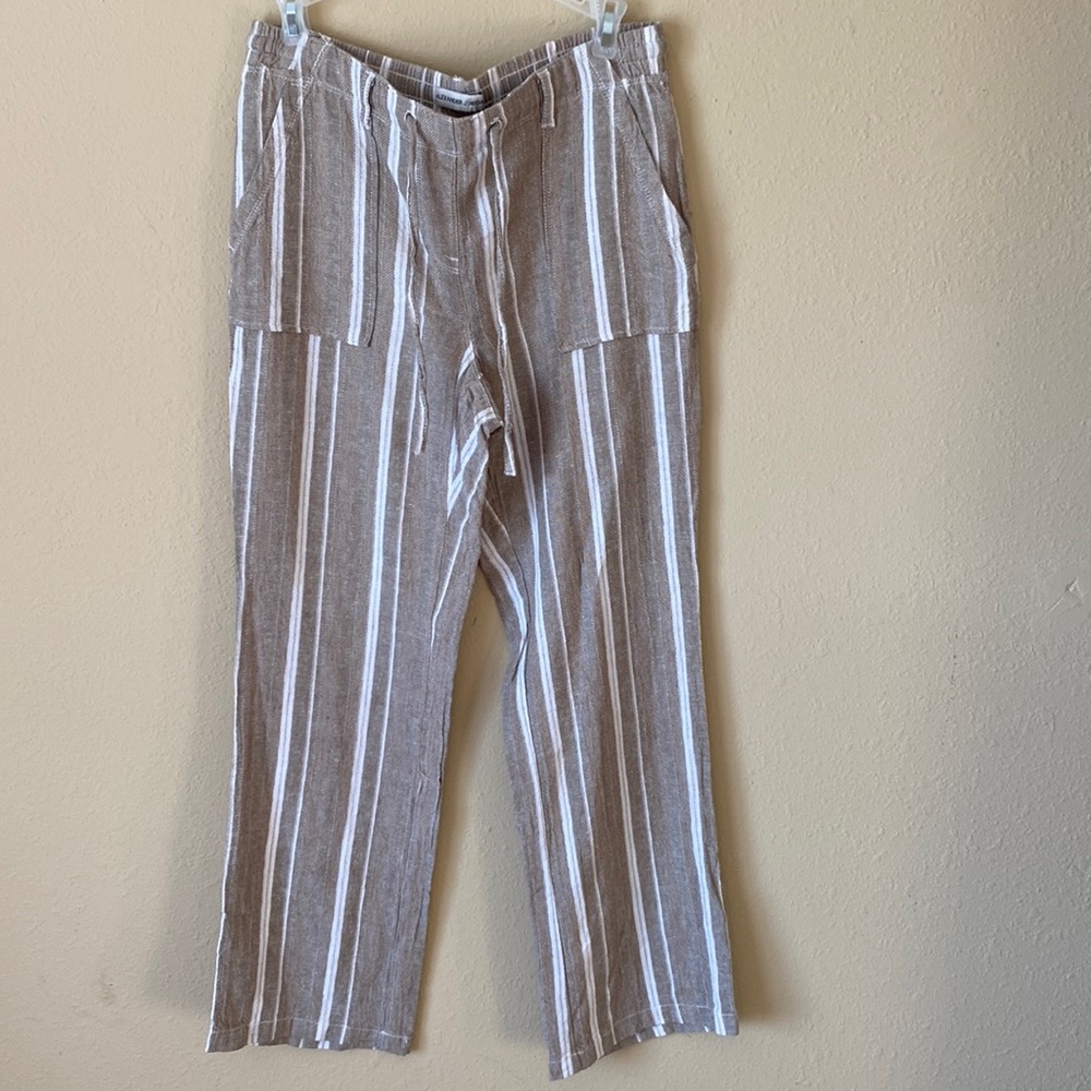Wide-Leg Linen Pants